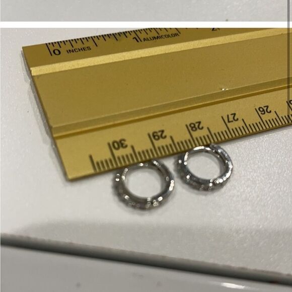 GOLD HUGGIES!   - Picture 4 of 6